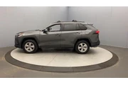 $28495 : Toyota RAV4 2023 AWD XLE 4dr thumbnail