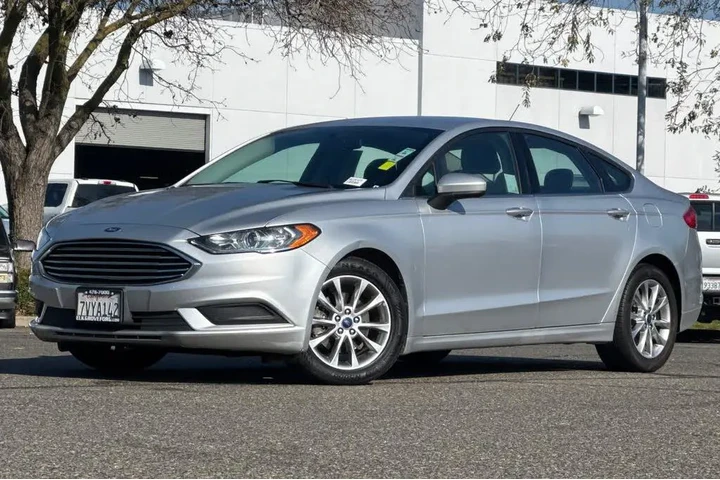 $7997 : Ford Fusion 2017 SE 4dr Seda image 1