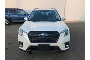 $26929 : Subaru Forester 2023 AWD Pre thumbnail