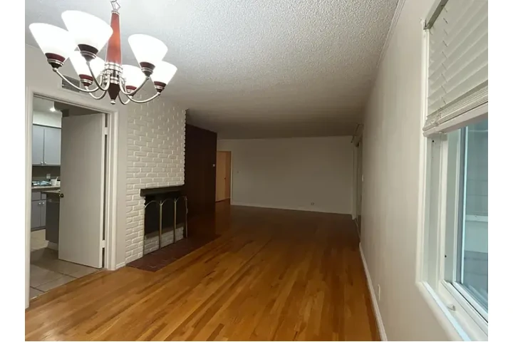 $2030 : 5 minutes from the nearest mar image 3