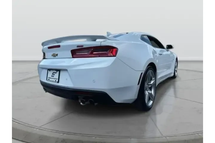 $33590 : Chevrolet Camaro 2018 SS 2dr image 8