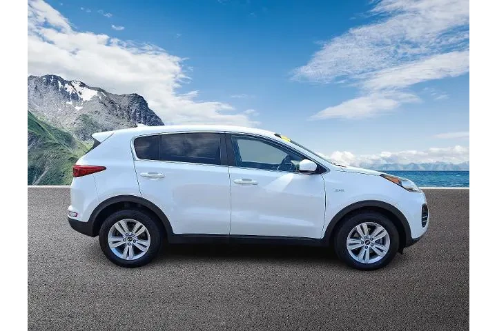 $13497 : Kia Sportage 2018 AWD LX 4dr image 7