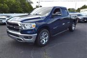 $30450 : 2019 RAM 1500 CREW CAB2019 RA thumbnail