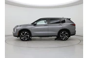 $25998 : Mitsubishi Outlander 2022 AW thumbnail