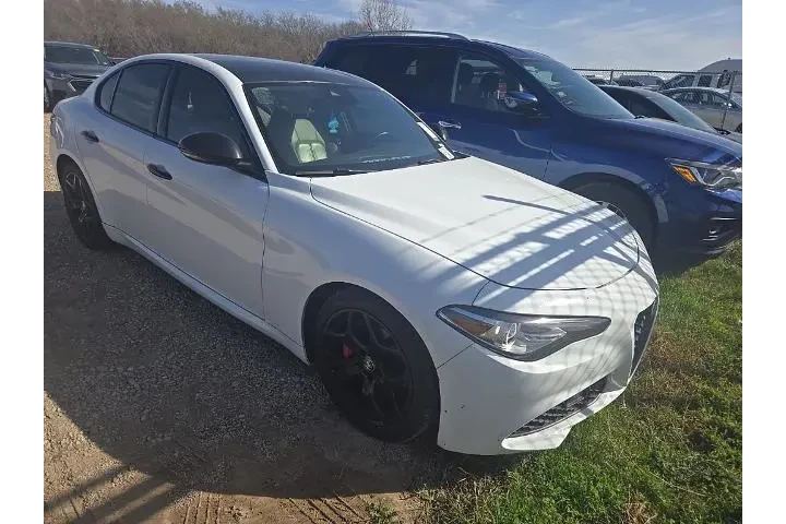 $19373 : Alfa Romeo Giulia 2021 Sprin image 4