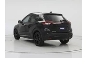 $19998 : Nissan Kicks 2023 SR 4dr Cro thumbnail