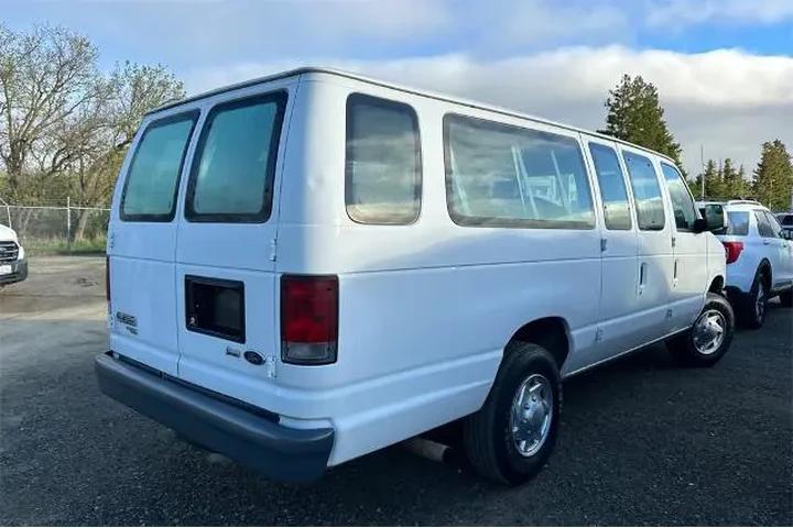 $29971 : Ford E-Series 2012 E-350 SD image 3