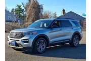 $29988 : Ford Explorer 2022 AWD XLT 4 thumbnail