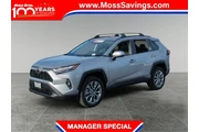 $32508 : Toyota RAV4 2024 AWD XLE Pre thumbnail