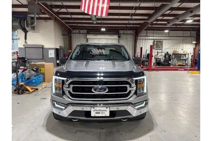 $32385 : Ford F-150 2021 4x4 XLT 4dr image 2