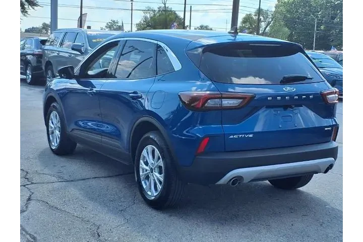 $23488 : Ford Escape 2023 AWD Active image 5