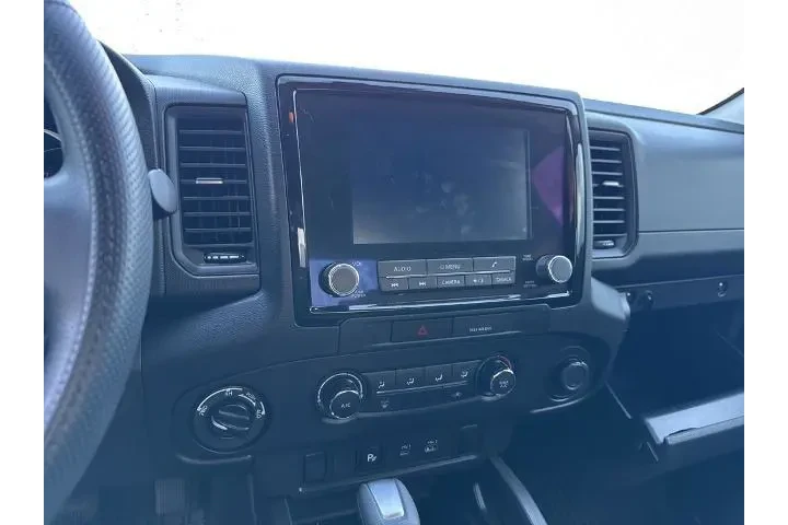 $25107 : Nissan Frontier 2022 4x4 S 4 image 8