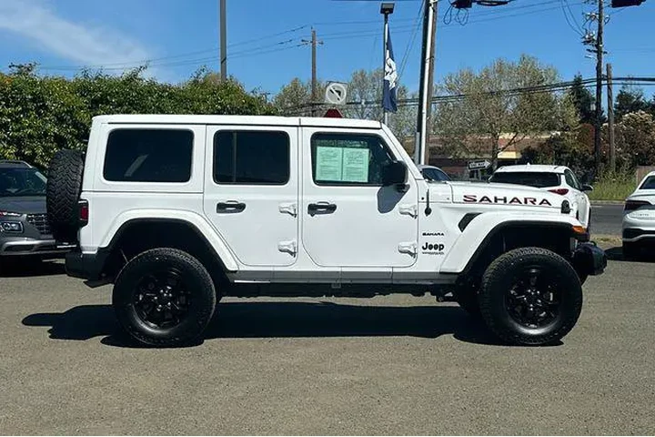 $26590 : Jeep Wrangler Unlimited 2021 image 3