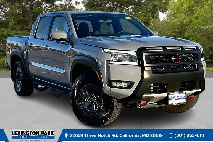$40000 : Nissan Frontier 2025 4x4 PRO image 1