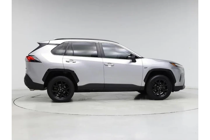 $27998 : Toyota RAV4 2023 XLE 4dr SUV image 7