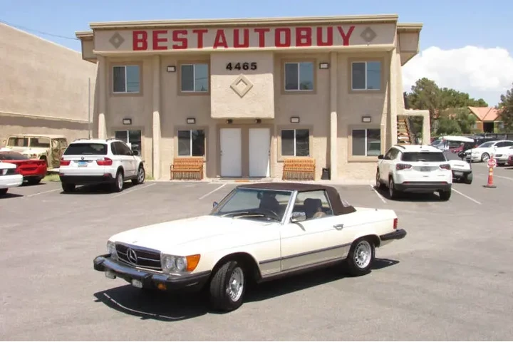 $25995 : 1982 Mercedes-Benz 380-Class image 2
