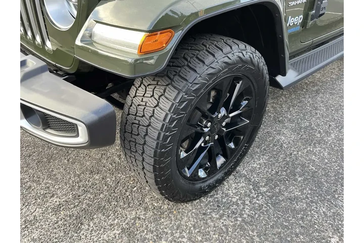 $27765 : Jeep Wrangler Unlimited 2021 image 8