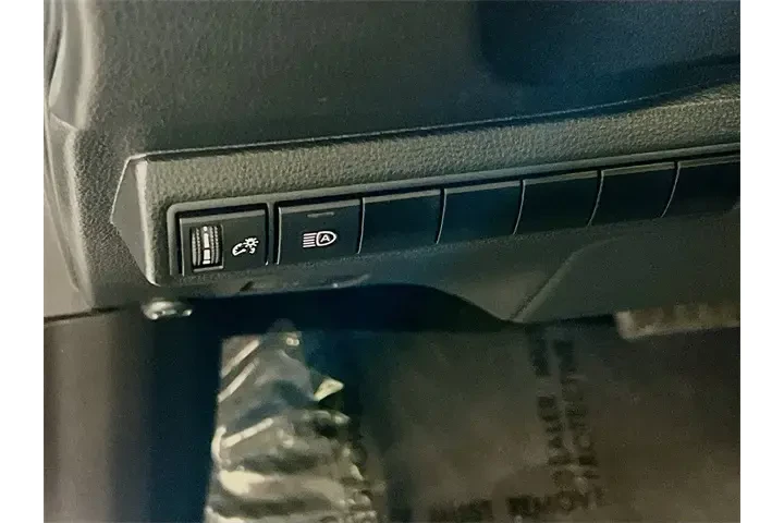 $20800 : Toyota Corolla 2024 LE 4dr S image 10