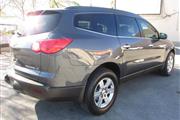 $9900 : 2009 Traverse LT thumbnail