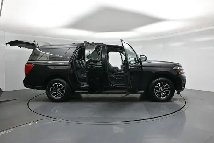 $39590 : Ford Expedition MAX 2024 4x4 image 5