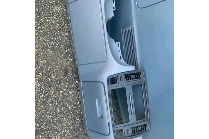 $650 : Impala lower dash board image 4