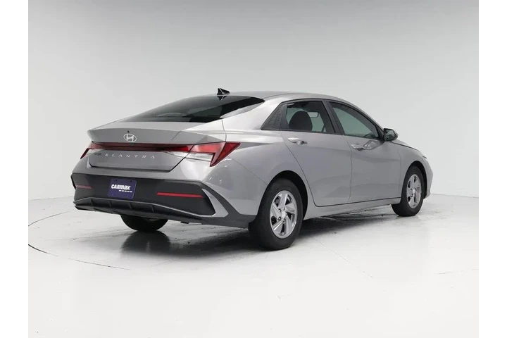 $19998 : Hyundai ELANTRA 2024 SE 4dr image 8