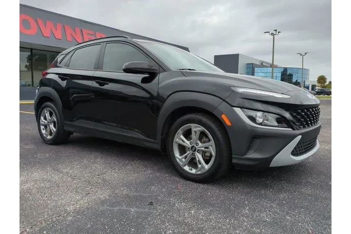 $16988 : Hyundai KONA 2022 SEL 4dr Cr image 2