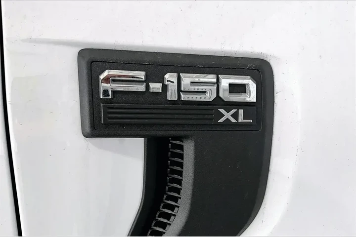 $28991 : Ford F-150 2022 4x2 XL 4dr S image 9