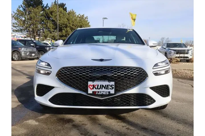 $30577 : Genesis G70 2025 2.5T Standa image 3