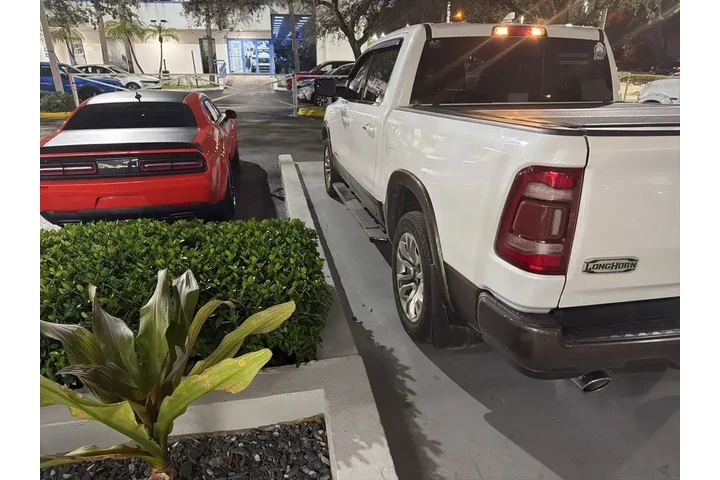 $40000 : Ram 1500 2022 4x4 Limited Lo image 5