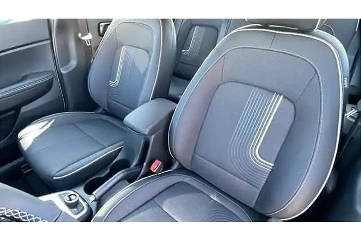 $21999 : Hyundai VENUE 2025 Limited 4 image 10