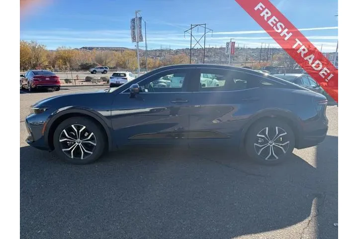 $38874 : Toyota Crown 2025 AWD Limite image 2