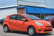 $9990 : 2014 Prius c Three thumbnail