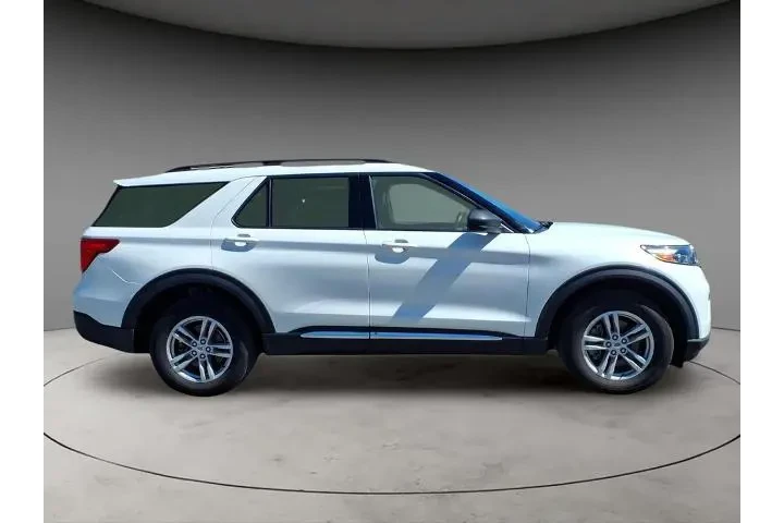 $32000 : Ford Explorer 2022 AWD XLT 4 image 10