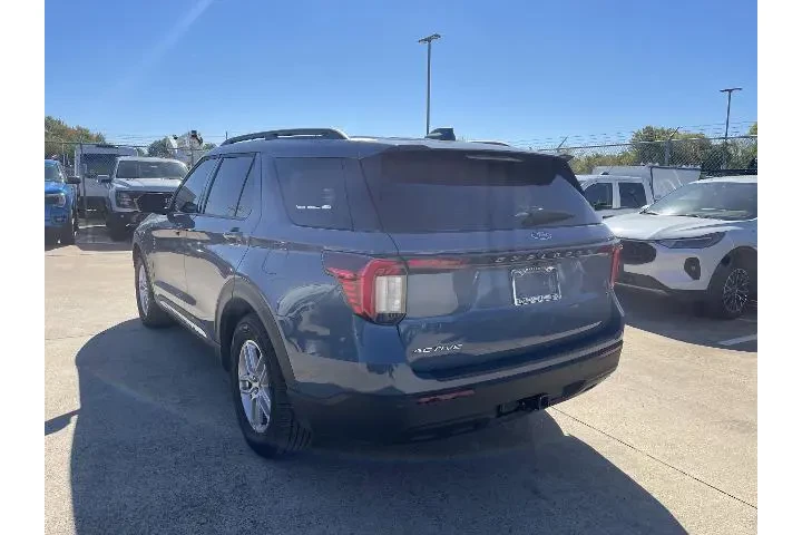 $34959 : Ford Explorer 2025 Active 4d image 4