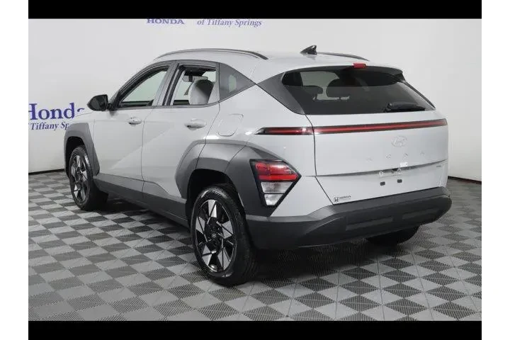 $24875 : Hyundai KONA 2025 AWD SEL 4d image 5