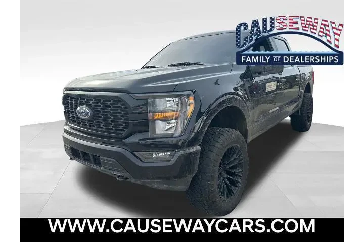 $37100 : Ford F-150 2023 4x4 XL 4dr S image 1