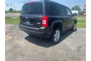2014 Patriot Latitude thumbnail