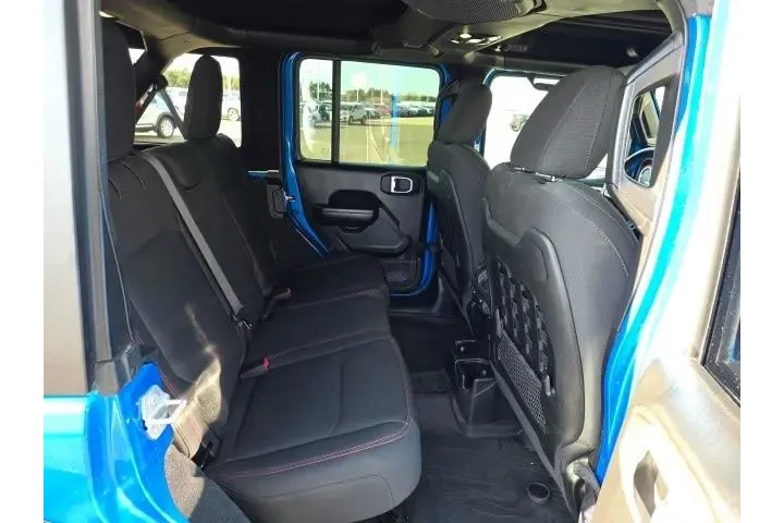 $39400 : Jeep Wrangler 2023 4x4 Rubic image 7