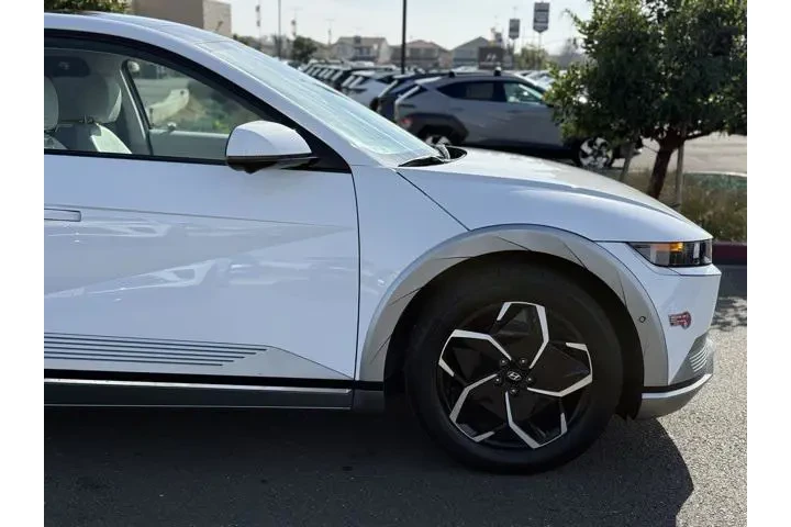 $27999 : Hyundai IONIQ 5 2023 Limited image 10