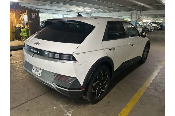 $26995 : Hyundai IONIQ 5 2024 SEL 4dr image 2