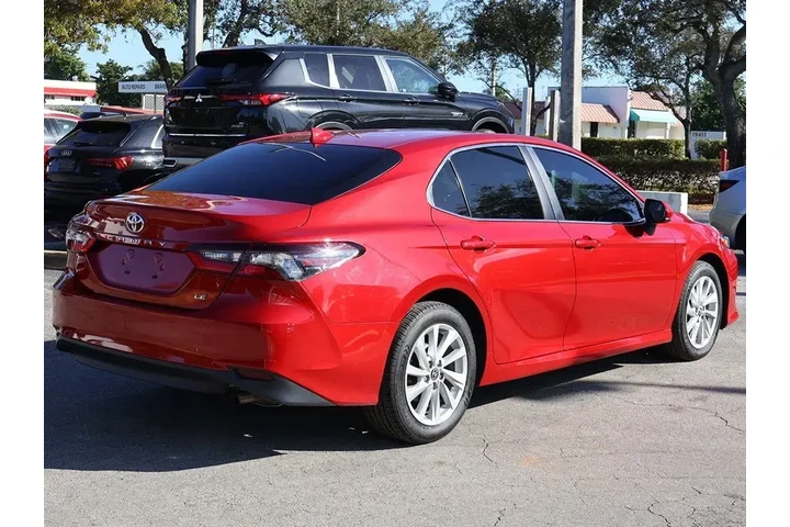 $18990 : Toyota Camry 2023 LE 4dr Sed image 7