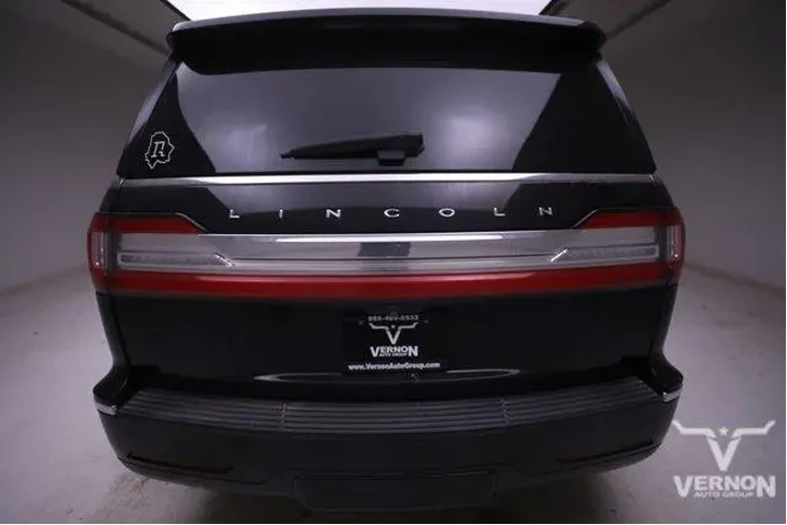 $26999 : Lincoln Navigator 2018 4x4 R image 3