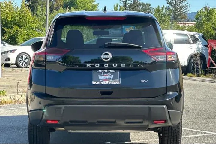 $21990 : Nissan Rogue 2024 SV 4dr Cro image 5