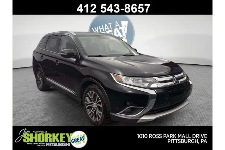 $13259 : Mitsubishi Outlander 2016 AW image 1