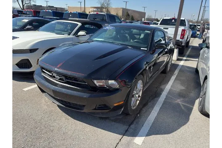 $12250 : Ford Mustang 2012 V6 2dr Fas image 2