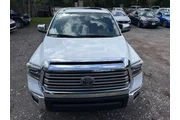 $23995 : 2019 Tundra Limited thumbnail