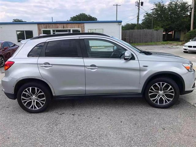 $15990 : 2018 MITSUBISHI OUTLANDER SPO image 8