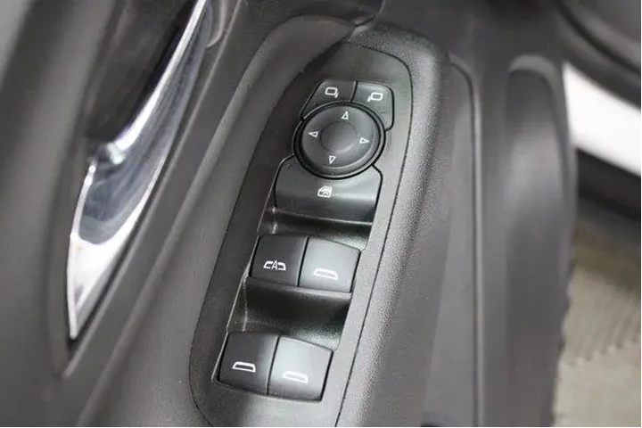 $22982 : Chevrolet Equinox 2022 LT 4d image 7