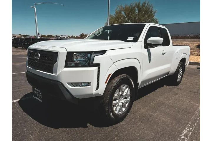 $28997 : Nissan Frontier 2024 4x2 SV image 2